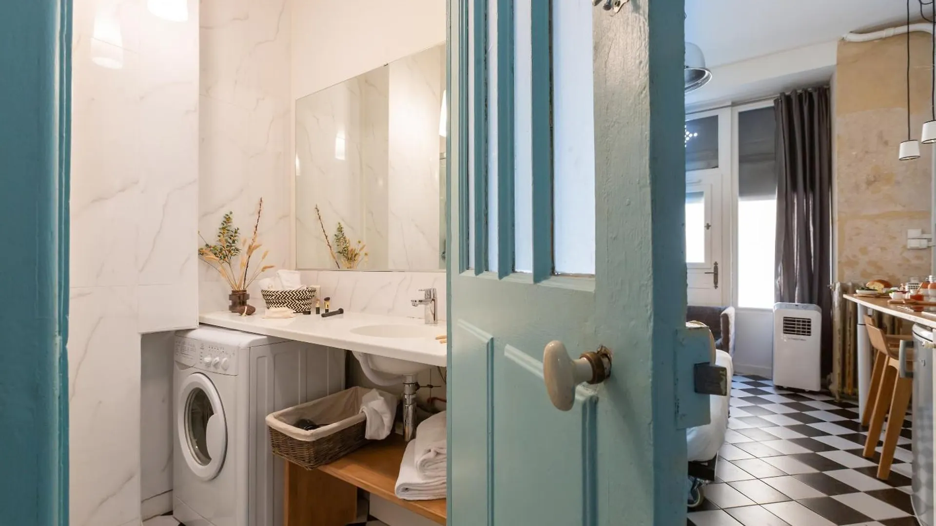 Artisan Lofts Close Eiffel Tower Apartment